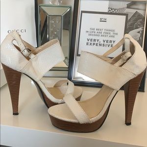 Bebe off white heel  sandals